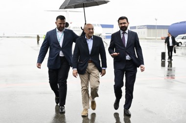 news img