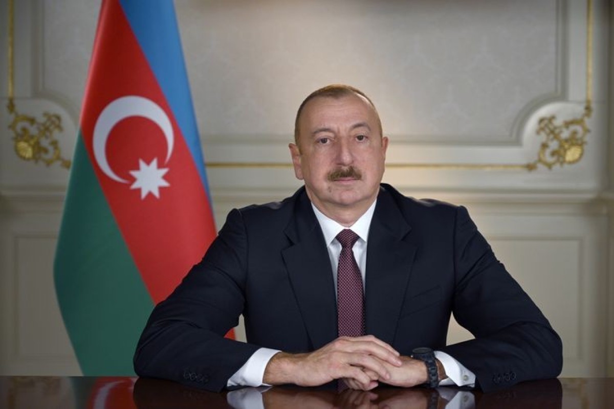 İlham Əliyev Qazaxıstan Prezidentini Respublika Günü münasibətilə təbrik edib